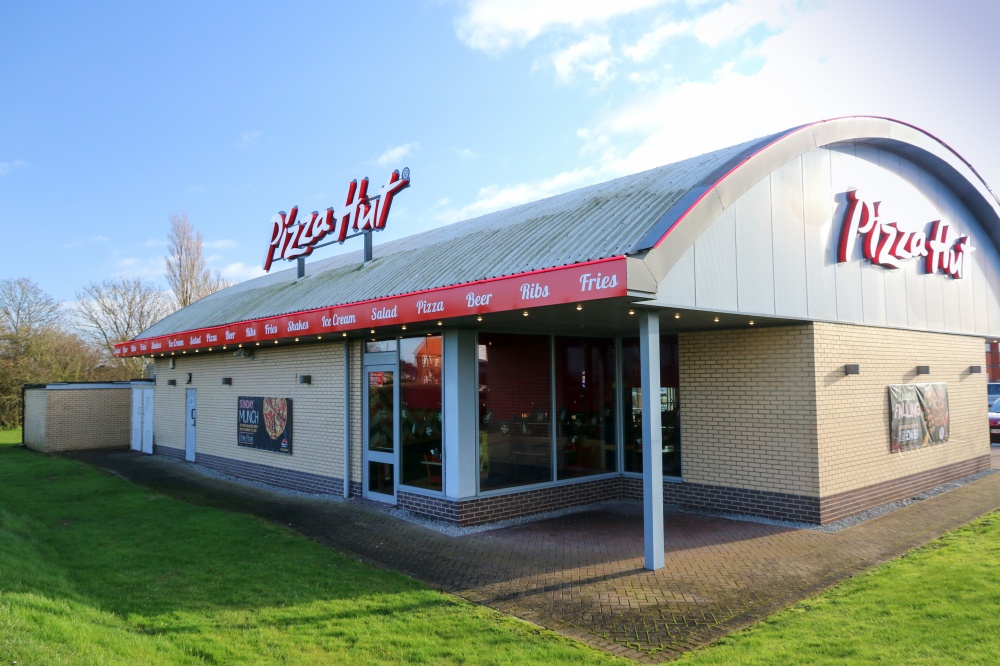 G15 louvred doors for Pizza Hut  , Skegness